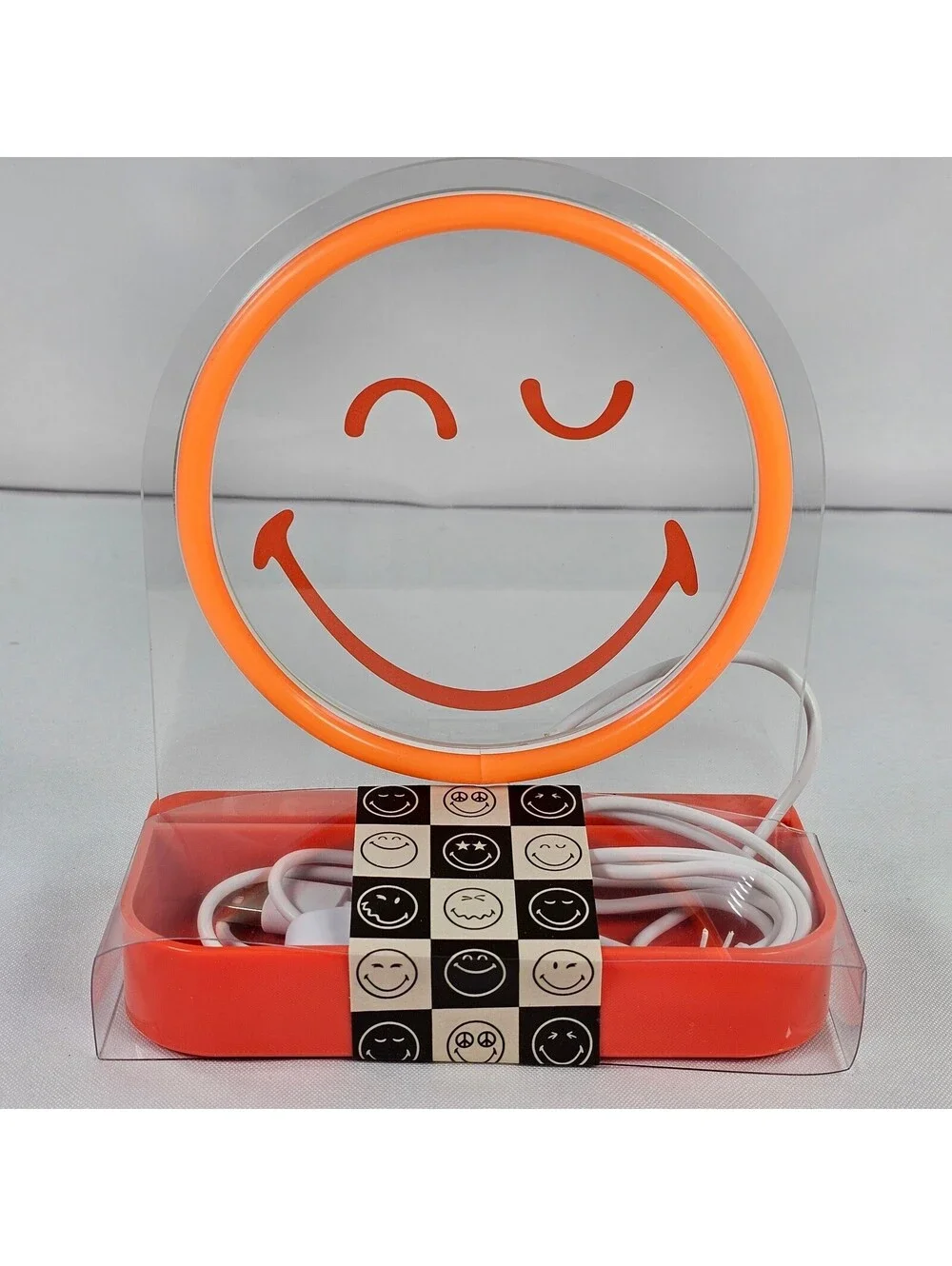 New Yoobi SmileyWorld LED Light Desk Tray USB Powered Orange Winking Smiley Face